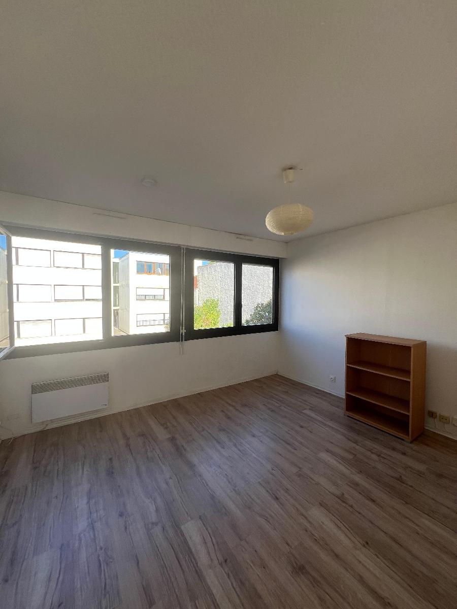 location appartement à BORDEAUX - 669 C.C. / mois