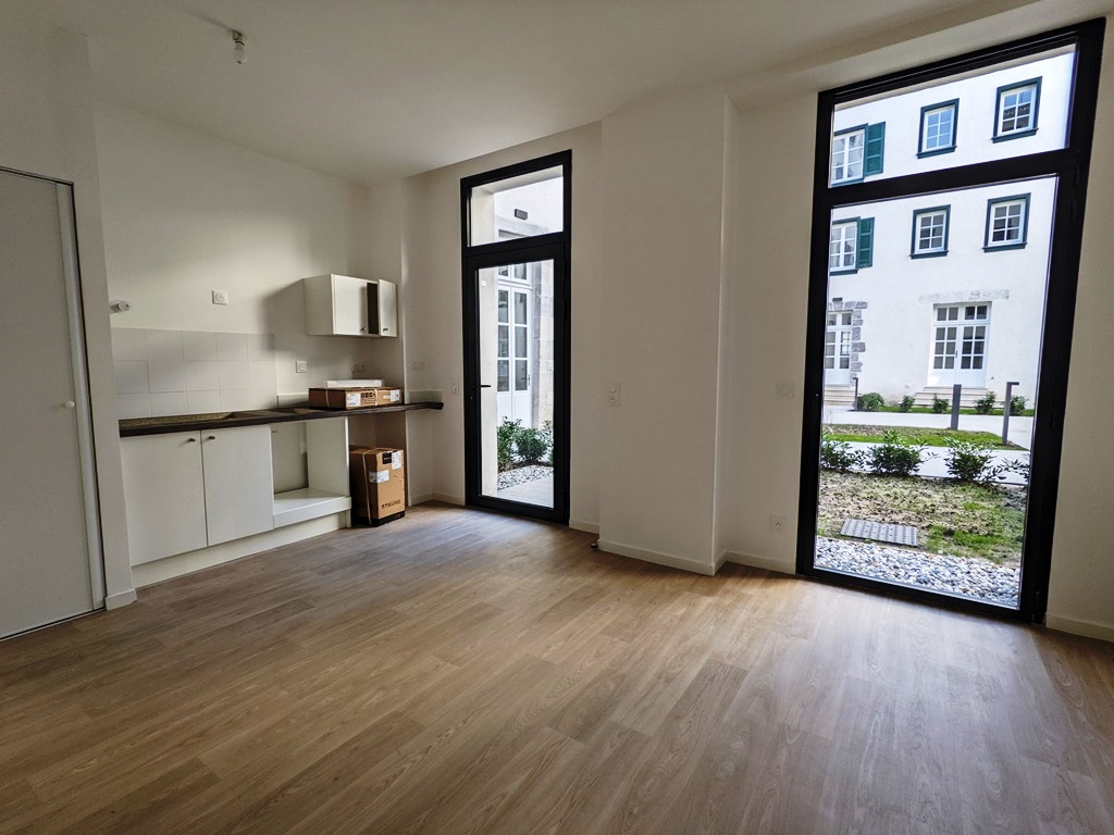 location appartement à BAYONNE - 567 C.C. / mois