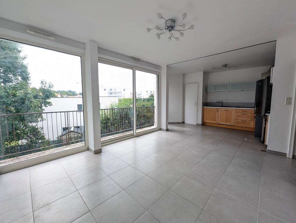 location appartement à ANGLET - 860 C.C. / mois